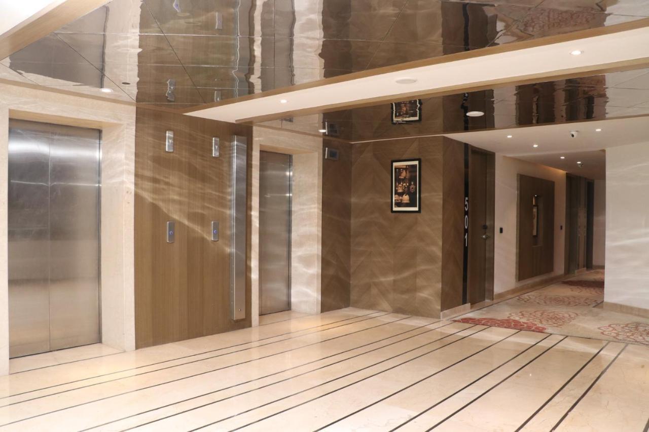 Holiday Inn Chandigarh Panchkula, An Ihg Hotel Exterior photo The lobby of the hotel